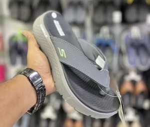 SKECHERS_MENS_GO_RECOVER_229018_BBK_SLIP_ON_SANDALS SKECHERS_MENS_GO_RECOVER_229018_BBK_SLIP_ON_SANDALS