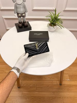 Yves_saint_laurent_ysl_premium_womens_longwallet_with_ogbox_ea156 Yves_saint_laurent_ysl_premium_womens_longwallet_with_ogbox_ea156