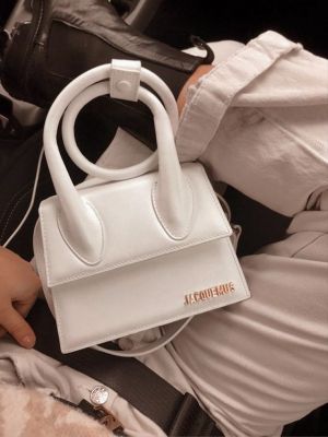 Jacquemus Le Chiquito With Original Grey Jacquemus Box & Dust Cover Packing Jacquemus Le Chiquito With Original Grey Jacquemus Box & Dust Cover Packing