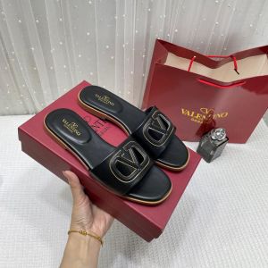 Valentino_Garavani_VLogo_Signature_Flat_Leather_Sandals_Black_With_OG_Box_&_Carry_Bag_1892_Black