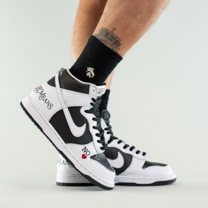 Nike-Supreme-x-sb-dunk-by-anymeans