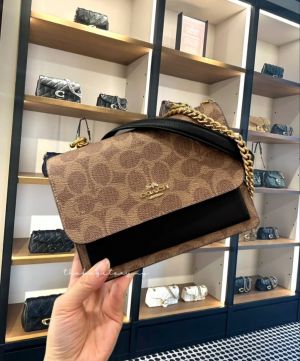 Coach_Klare_Crossbody_in_Signature_Canvas_Bag_With_Box_Dustbag