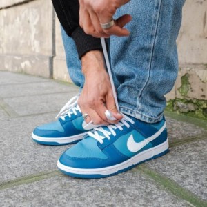 NIKE-SB-DUNK-LOW-BLUE-MARINA