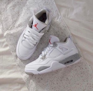 Nike-Air-jordan-4-white-oreo
