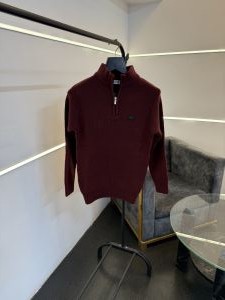 Dio r imported yarn soft feel knitted half zip sweater maroon