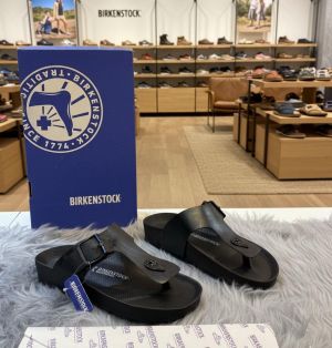 BIRKENSTOCK BLACK SLIDE