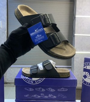 BIRKENSTOCKS BLACK SLIDE