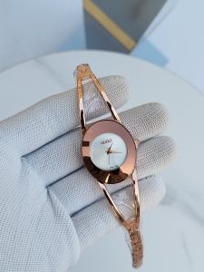 Gucci_Women_S9051_RG_White_357