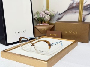 Gucc i Optical