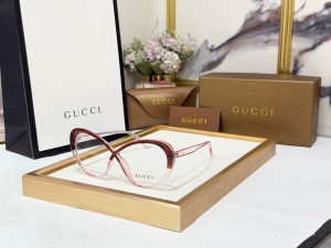 Gucc i Optical