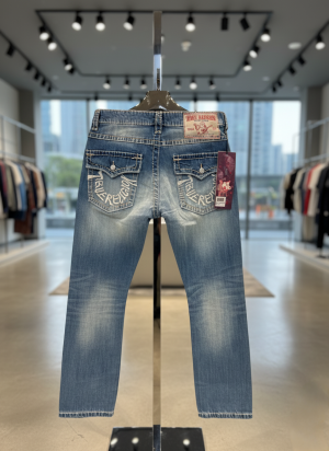 TRUE RELIGION IMPORTED JEANS 100% BOOTCUT