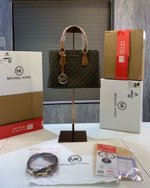 MICHAEL_KORS_MIRROR EMILIA LOGO MINI TOTE BAG double box packing 5383