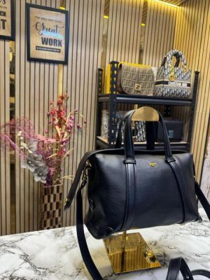 FEND_I LEATHER BOWLING HANDBAG WITH SLING PREMIUM QUALITY WITH DUST BAG (BLACK)