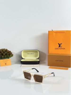 Louis_Vuitton_139_Gold_Brown