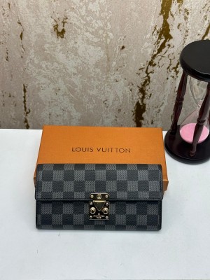 LOUIS VUITTO_N LONG PREMIUM WALLET WITH OG BOX LV2023 - HAGRID