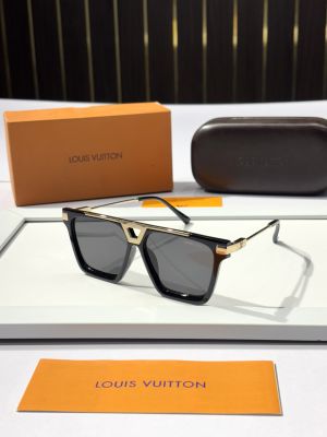 _Louis_vuitton_1250_blk_gold