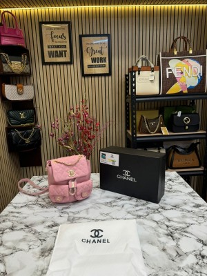 CHANE_L MOCHILA CELESTE CLARO BAGPACK WITH OG BOX AND DUST BAG PREMIUM QUALITY (PINK)
