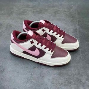 N ike sb dunk low prm valentines day