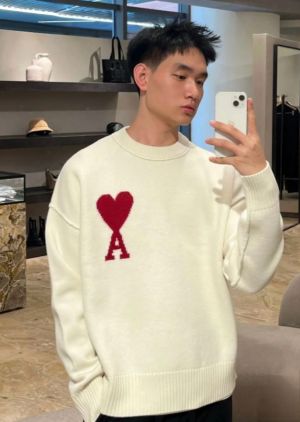 AMI PARIS IMPORTED TRENDING WHITE SWEATER