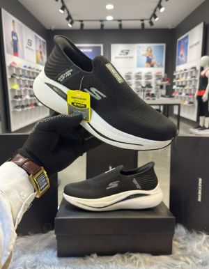 SKECHERS-SLIP-INS-MAX-CUSHION-