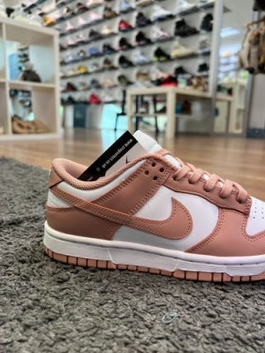 NIKE-DUNK-LOW-ROS-WHISPER