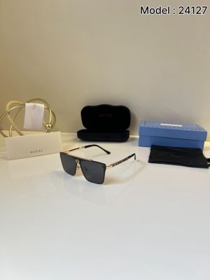 Gucci_24127_Gold_Black