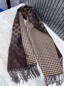 Gucci_GG2_Woollen_Scarf_With_PlainPolyBag_Packing