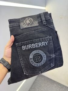BURBERR-Y  BLACK PREMIUM  DENIM JEANS REGULAR FIT LENGHT 39 