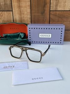 Gucci_1295_gold_plano