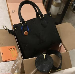 LOUIS VUITTO.N BLACK LEATHER PREMIUM HANDBAG WITH OG BOX