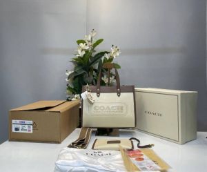 Coach_Field_Tote_Bag_Two_Tone_In_Colorblock_Signature_With_Double_Og_Box_And_DustBag