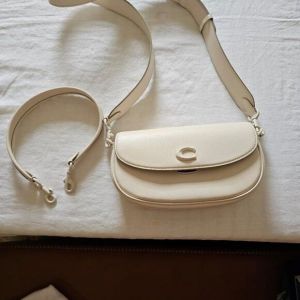 _Coach_emmy_saddle_bagwith_og_box(c205-white)