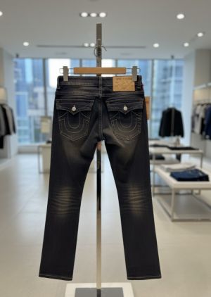 TRUE RELIGION IMPORTED JEANS 100% BOOTCUT