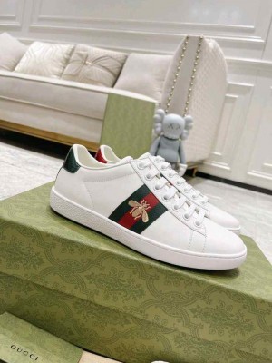 Gucci_ Ace Embroidered Bee