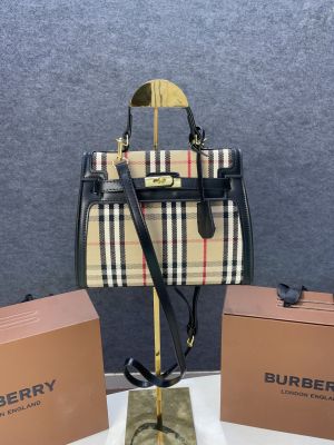 Burberr_y Title hand bag without box 323