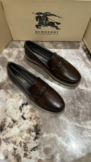 burberry-premium-black-loafer