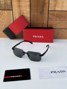Prada_1116_black