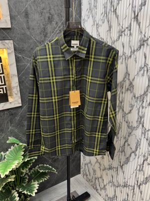 Burberry.imported.all.over.printed.heavy.fabric.very.premium.chax.full.sleeves.shirt.with.brand.box.packaging.CS230