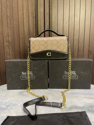 Coac_h Bea Crossbody medium bag with OG box 331