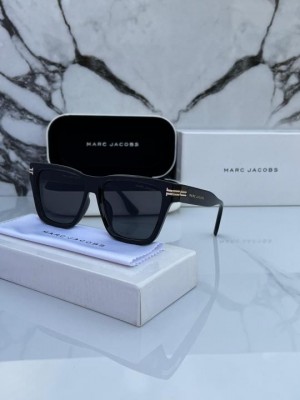 Marc jacobs full black Exclusive Offer