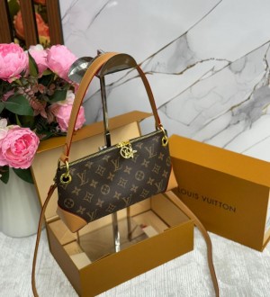 Louis_Vuitton_Bolsa_Soul_Trunk_East_West_with_box_2077