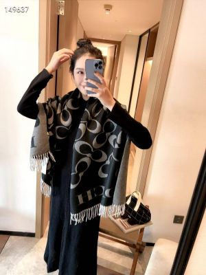 coach_Vuitton_Premium_Unisex_Woollen_Stole_withbox_5839