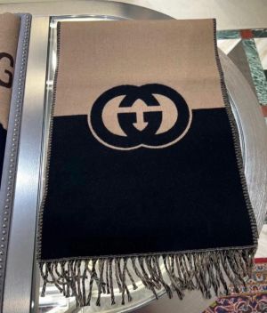 Gucci_GG17_Woollen_Unisex_Scarf_With_Plain_ZipLock_Bag