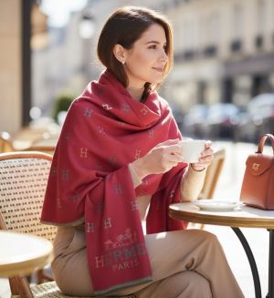 Hermes_H-Monogram_Wool_Shawl_Scarf_in_Red_&_Olive_Green_With_OG_Box_&_Carry_Bag