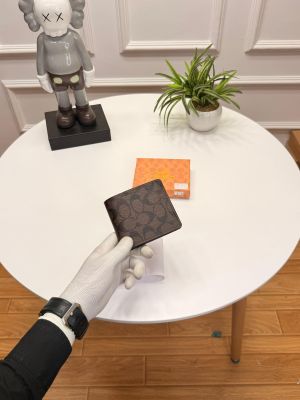 Coach_premium_mens_monogram_wallet_with_ogbox_ea86