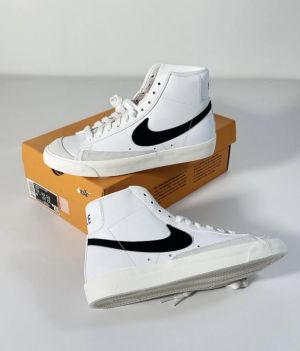 Nikkee Blazer Mid Vintage 77 White