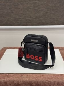 Hugo_Boss_Premium_Sling_Bag_BS33091-A_Red
