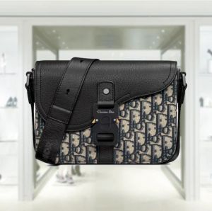 Christian_dior_mens_saddle_messenger_bag_with_ogbox_carrybag_etc_291