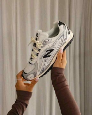 NewBalance 204L Silver Black Metallic