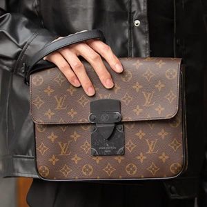 Louis_Vuitton Messanger Bag Monogram Canvas A4 S-Lock With Dust Bag (Brown)